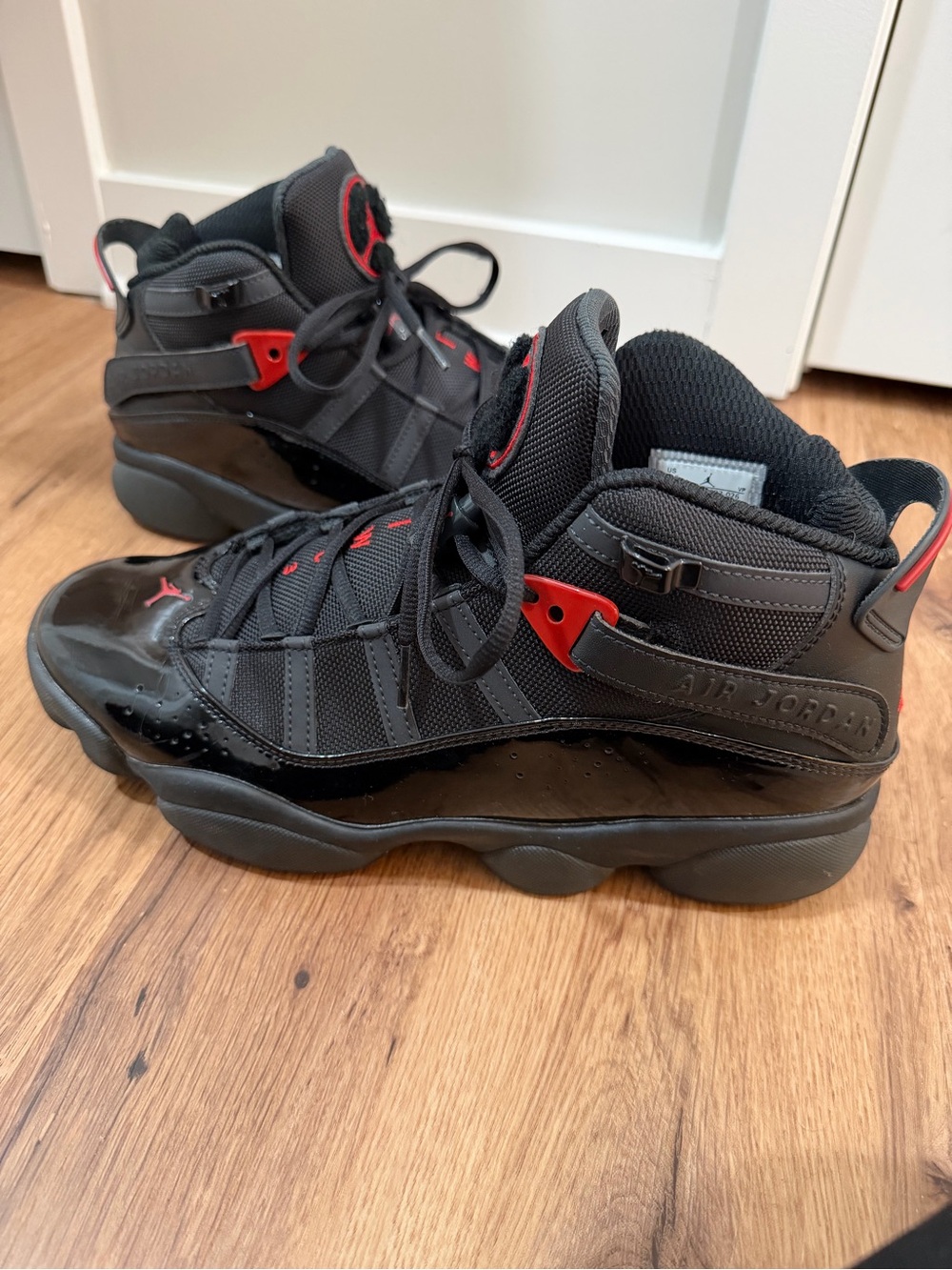 Jordan Men’s sz 10.5 6 rings Basketball Shoes